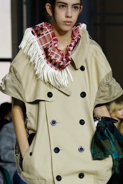 Look 37